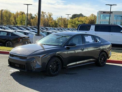 2025 Kia K4 GT-Line Turbo