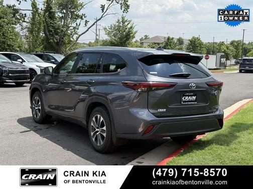 2024 Toyota Highlander XLE