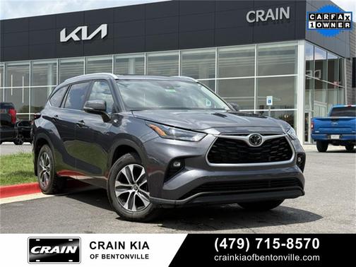 2024 Toyota Highlander XLE