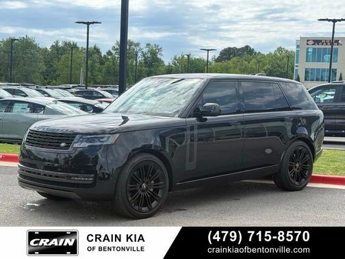 Obsidian Black SV Bespoke Ultra Metallic Gloss 2025 Land Rover Range Rover P400 SE 7 Seat