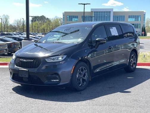 2022 Chrysler Pacifica Hybrid Touring L