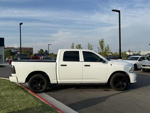 2016 RAM 1500 Tradesman/Express