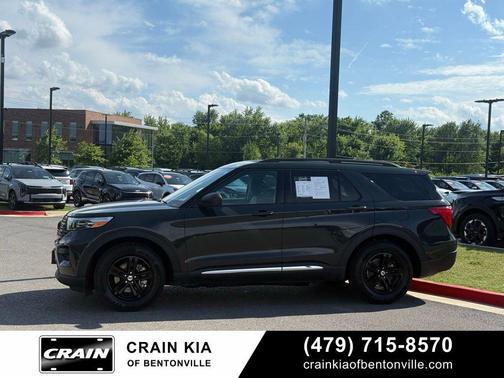 FORGED GREEN METALLIC 2023 Ford Explorer XLT