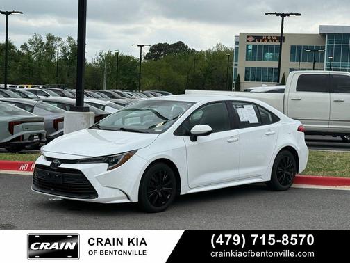 Ice Cap 2024 Toyota Corolla LE