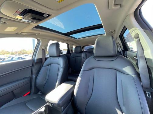 Wolf Gray 2026 Kia Sportage Hybrid EX