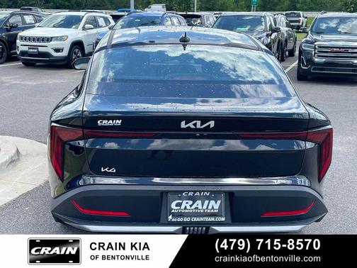 Aurora Black Pearl 2026 Kia K4 LX