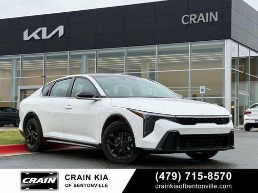 Snow White Pearl 2026 Kia K4 GT-Line Turbo