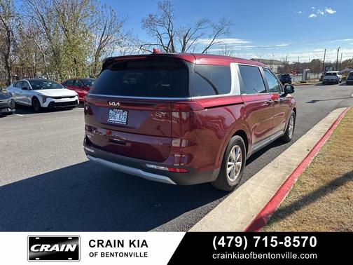 2024 Kia Carnival LX