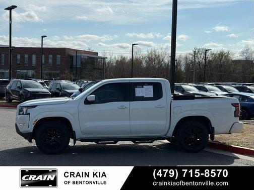 2022 Nissan Frontier SV