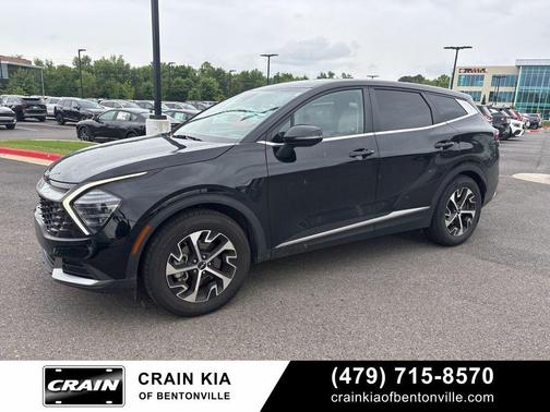 Ebony Black 2024 Kia Sportage EX