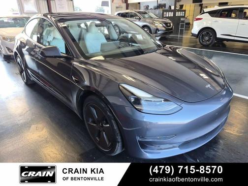 Midnight Silver Metallic 2023 Tesla Model 3 Standard Range