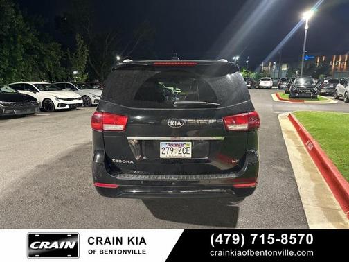 2017 Kia Sedona LX