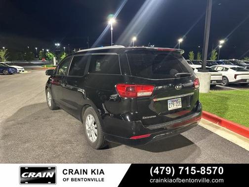 2017 Kia Sedona LX