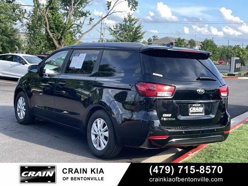 2017 Kia Sedona LX