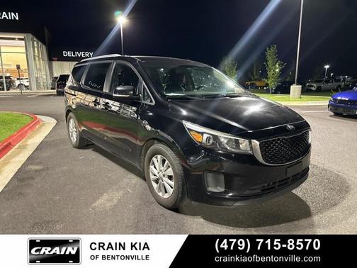 2017 Kia Sedona LX