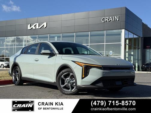 2025 Kia K4 LXS