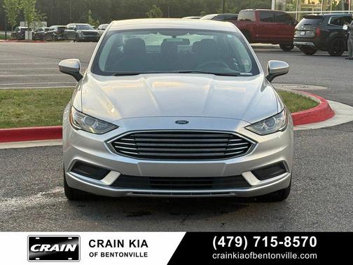 INGOT SILVER METALLIC 2017 Ford Fusion SE