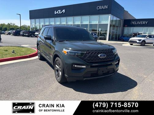 FORGED GREEN METALLIC 2024 Ford Explorer XLT