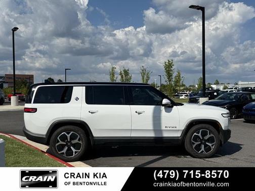 2023 Rivian R1S Adventure