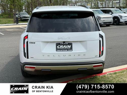 Glacial White Pearl 2027 Kia Telluride Hybrid EX