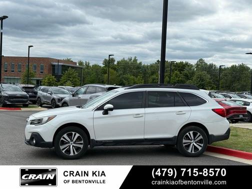 Crystal White Pearl 2019 Subaru Outback 2.5i Limited