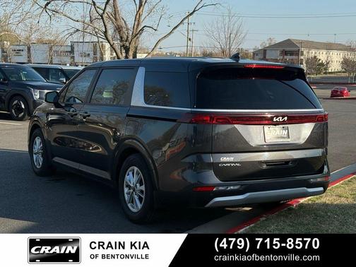2024 Kia Carnival LX