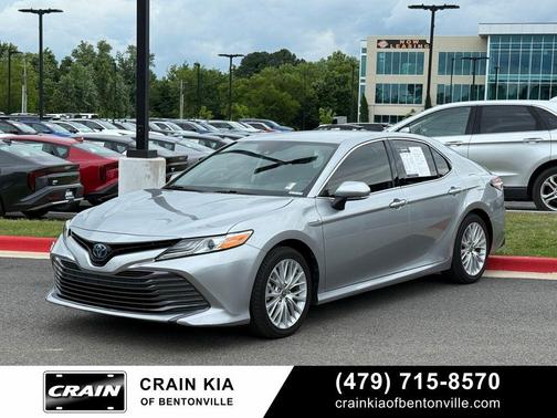 Celestial Silver Metallic 2020 Toyota Camry Hybrid XLE