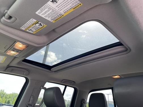 2019 Nissan Frontier SL