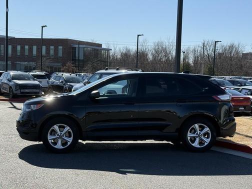 2016 Ford Edge SE