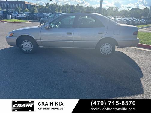 1999 Toyota Camry LE