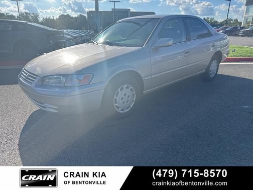 1999 Toyota Camry LE