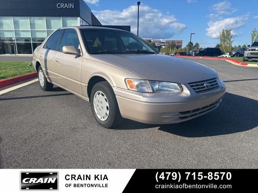 1999 Toyota Camry LE