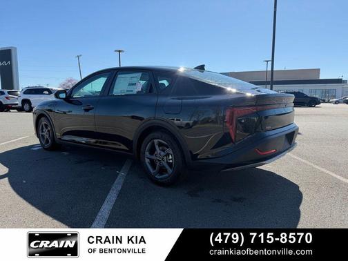 Aurora Black Pearl 2026 Kia K4 LXS