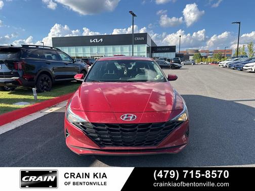 2021 Hyundai ELANTRA SE