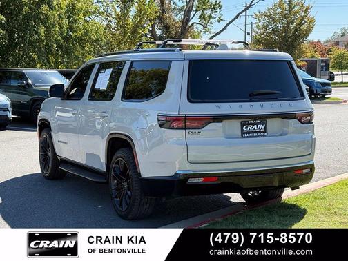 Luxury White Pearlcoat 2022 Jeep Wagoneer Series II 4x2