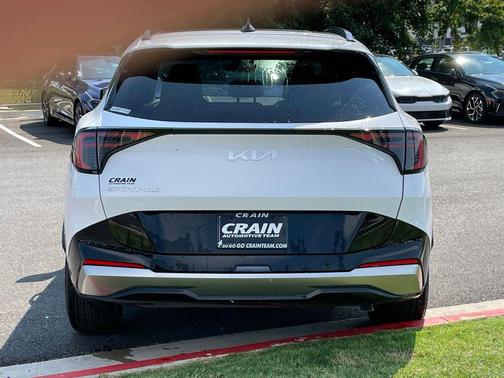 Glacial White Pearl 2026 Kia Sportage SX