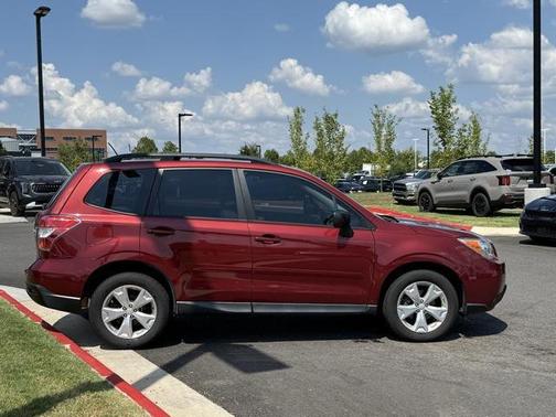 2015 Subaru Forester 2.5i