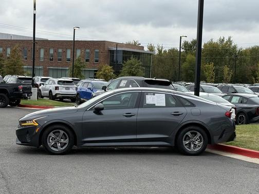 2022 Kia K5 LXS