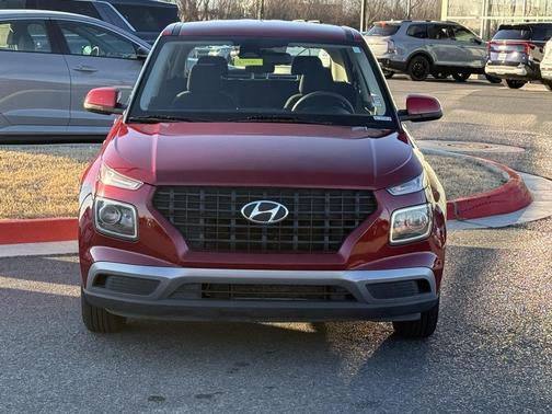 2023 Hyundai VENUE SE