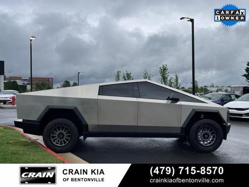 2024 Tesla Cybertruck Cyberbeast