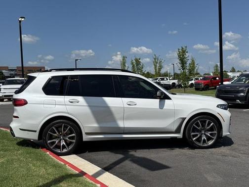 2020 BMW X7 M50i