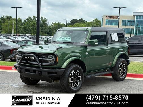 ERUPTION GREEN METALLIC 2022 Ford Bronco Outer Banks