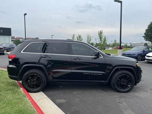 2018 Jeep Grand Cherokee Laredo E