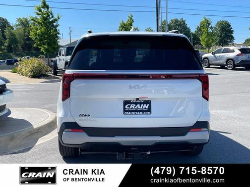 Snow White Pearl 2026 Kia Carnival EX