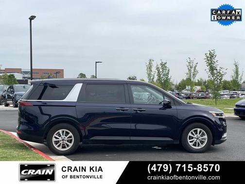 2024 Kia Carnival LX