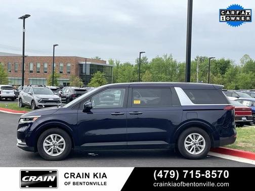 2024 Kia Carnival LX