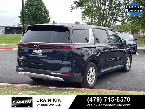 2024 Kia Carnival LX