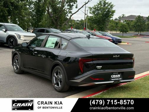 Aurora Black Pearl 2026 Kia K4 LXS