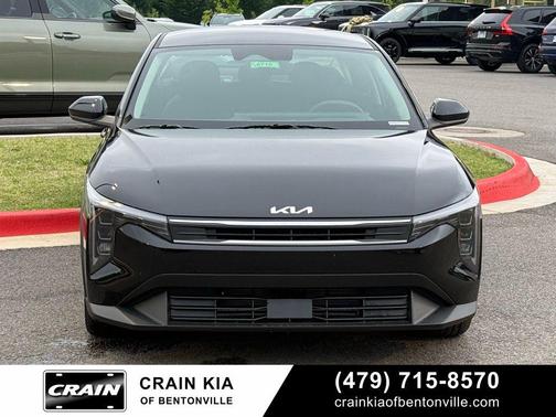 Aurora Black Pearl 2026 Kia K4 LXS