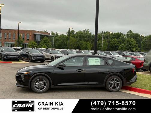 Aurora Black Pearl 2026 Kia K4 LXS